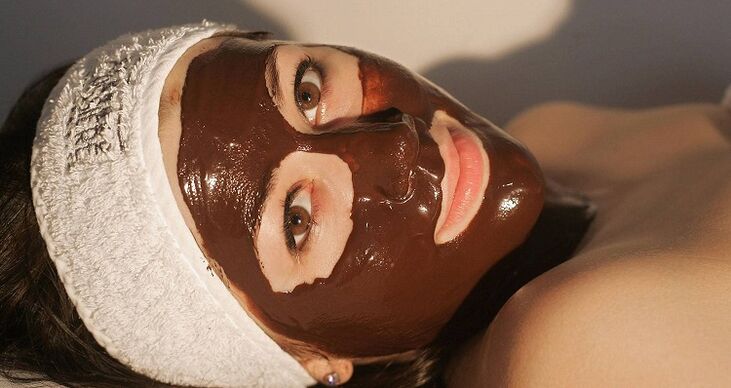 cocoa mask for skin rejuvenation