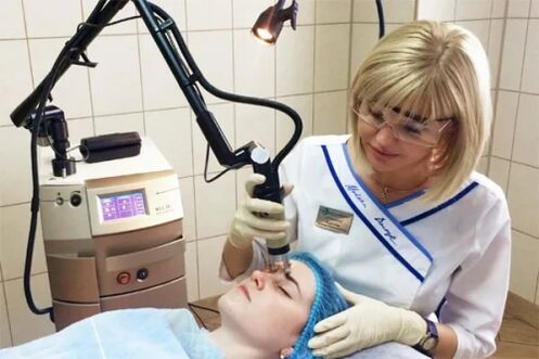 Laser rejuvenation procedure in a beauty salon